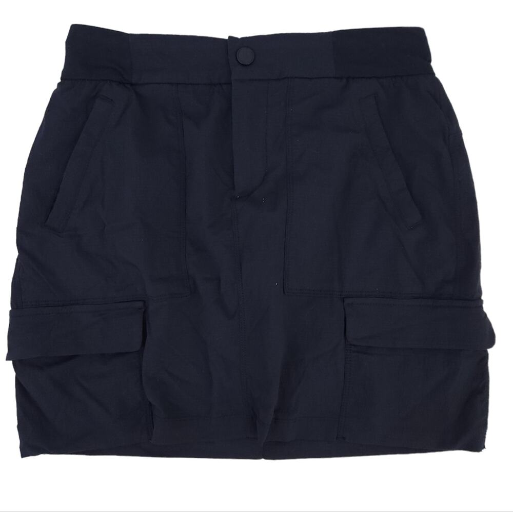 Athleta Trekkie Skort Skirt Size 4 Outdoor Hiking Athletic Nylon Skirt w/ Shorts